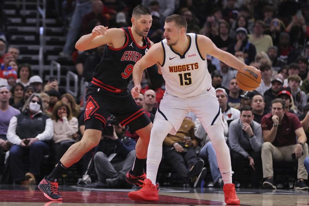 三分线外更 三分线外更